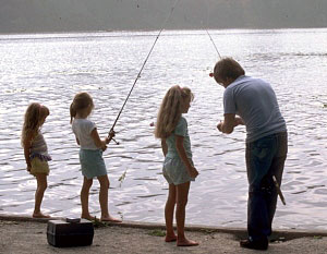 Une partie de pêche avec les enfants