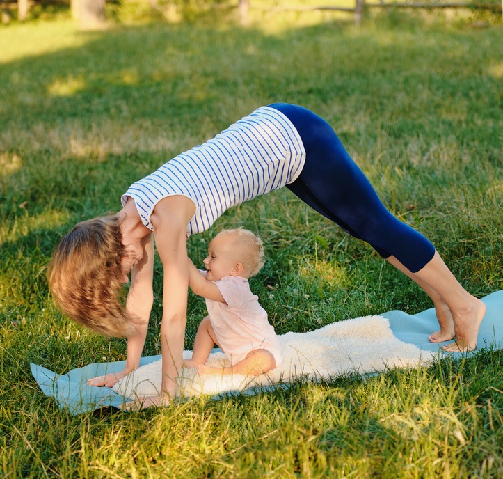 position yoga postnatal