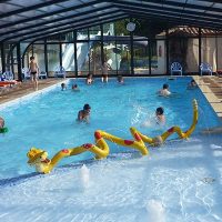piscine-interieure-camping-le-ragis-700-400