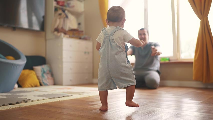 Bébé à la maison